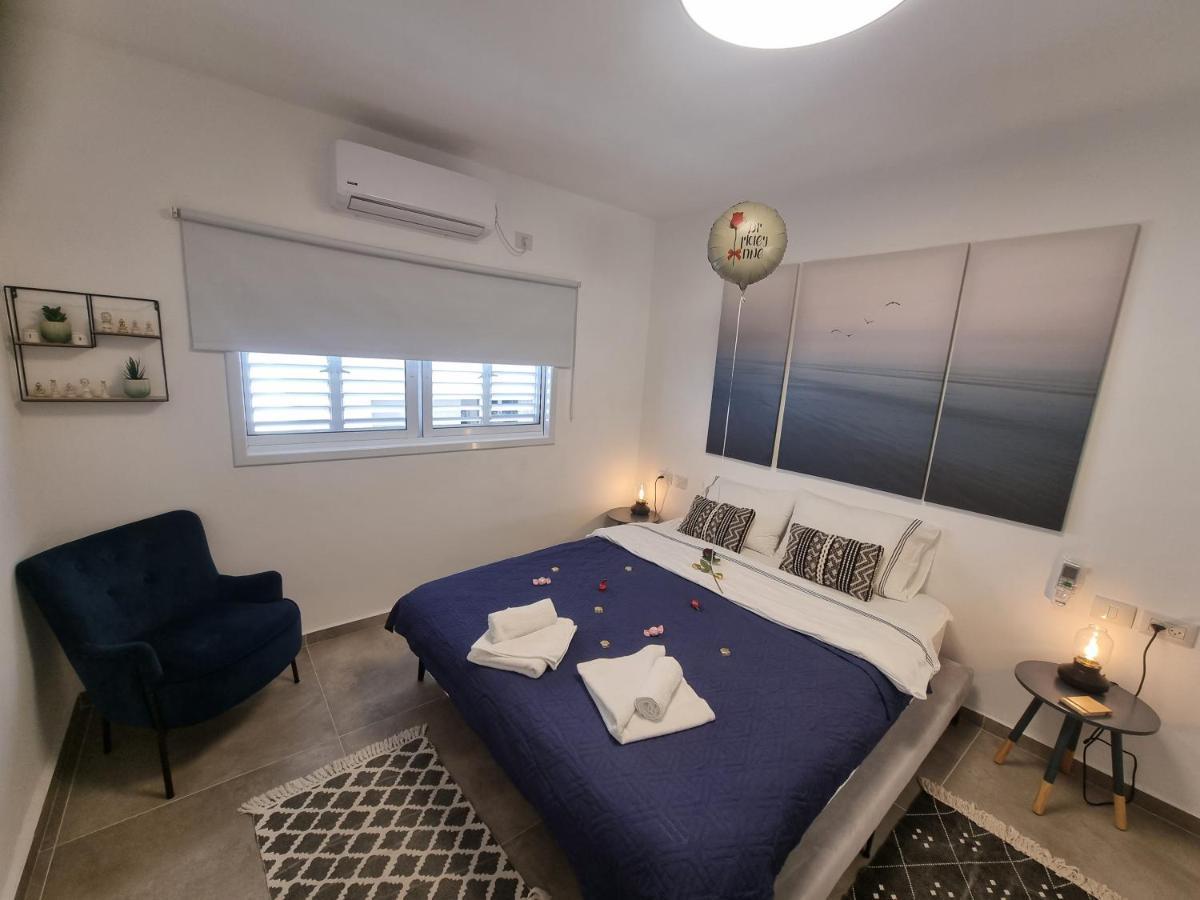 Beautiful 2-Bedroom Sea-View Apartment Netanja Exterior foto